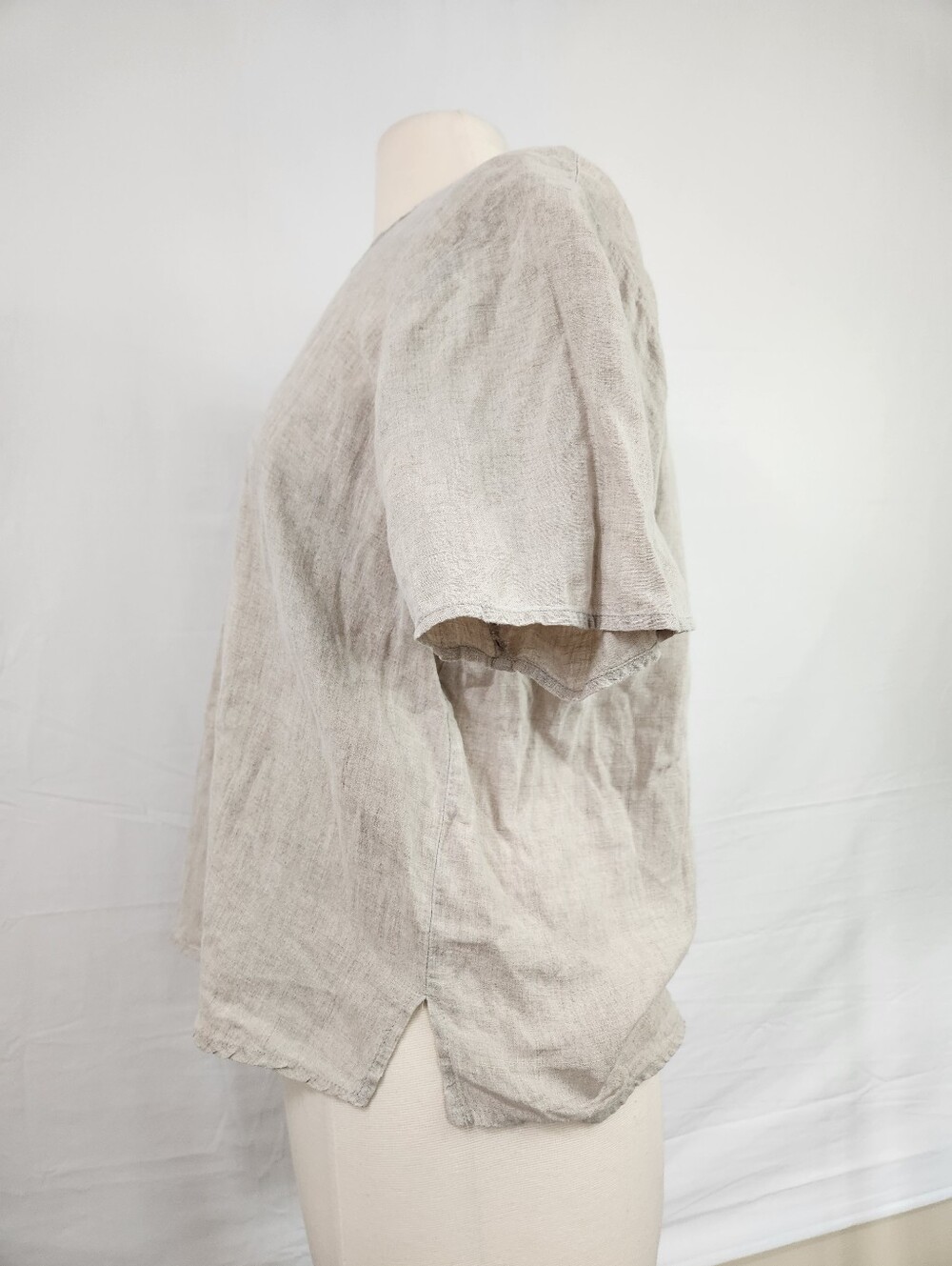 Flax 100% Linen Asymmetrical hem blouse - Picture 5 of 7